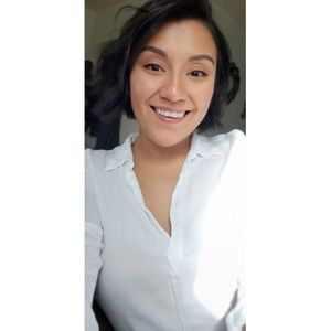 Meet your Posher, Cristina